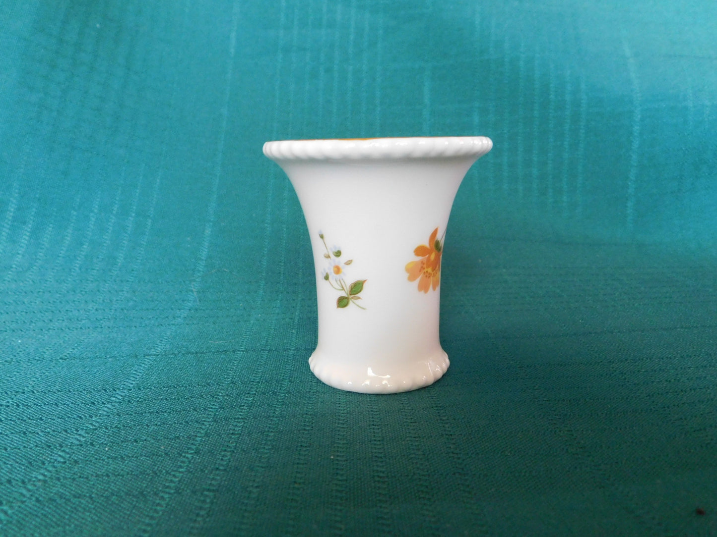 Royal Crown Derby 2 inch mini bud vase Derby Posies (2003) near mint condition