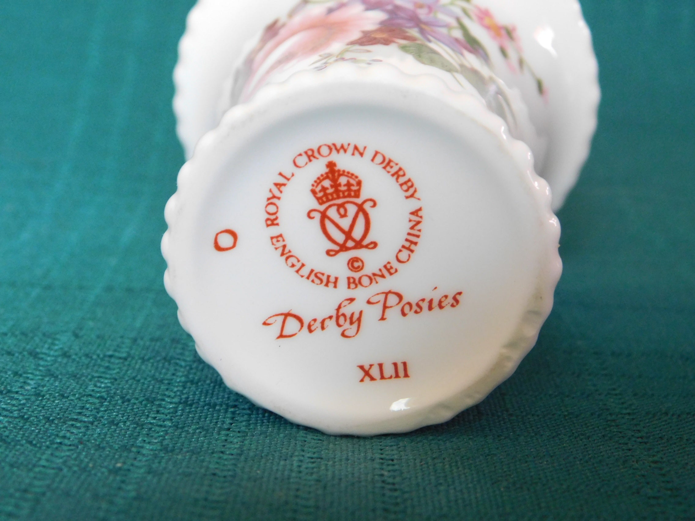 Royal Crown Derby 2 inch mini bud vase Derby Posies (2003) near mint condition