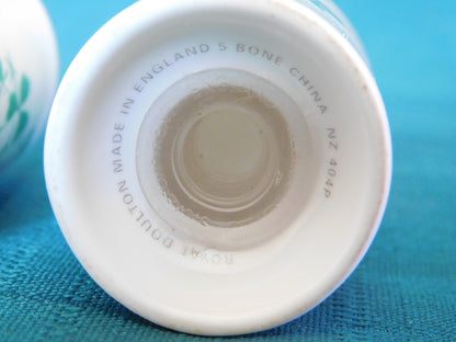 Royal Doulton green Shamrock gold accents NZ 404P salt pepper shakers mint condition