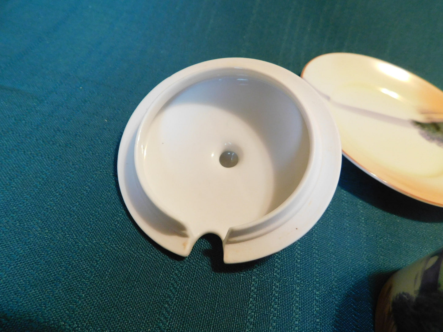 Antique Noritake M (1911) bridge scene lidded condiment jar with underplate VGU