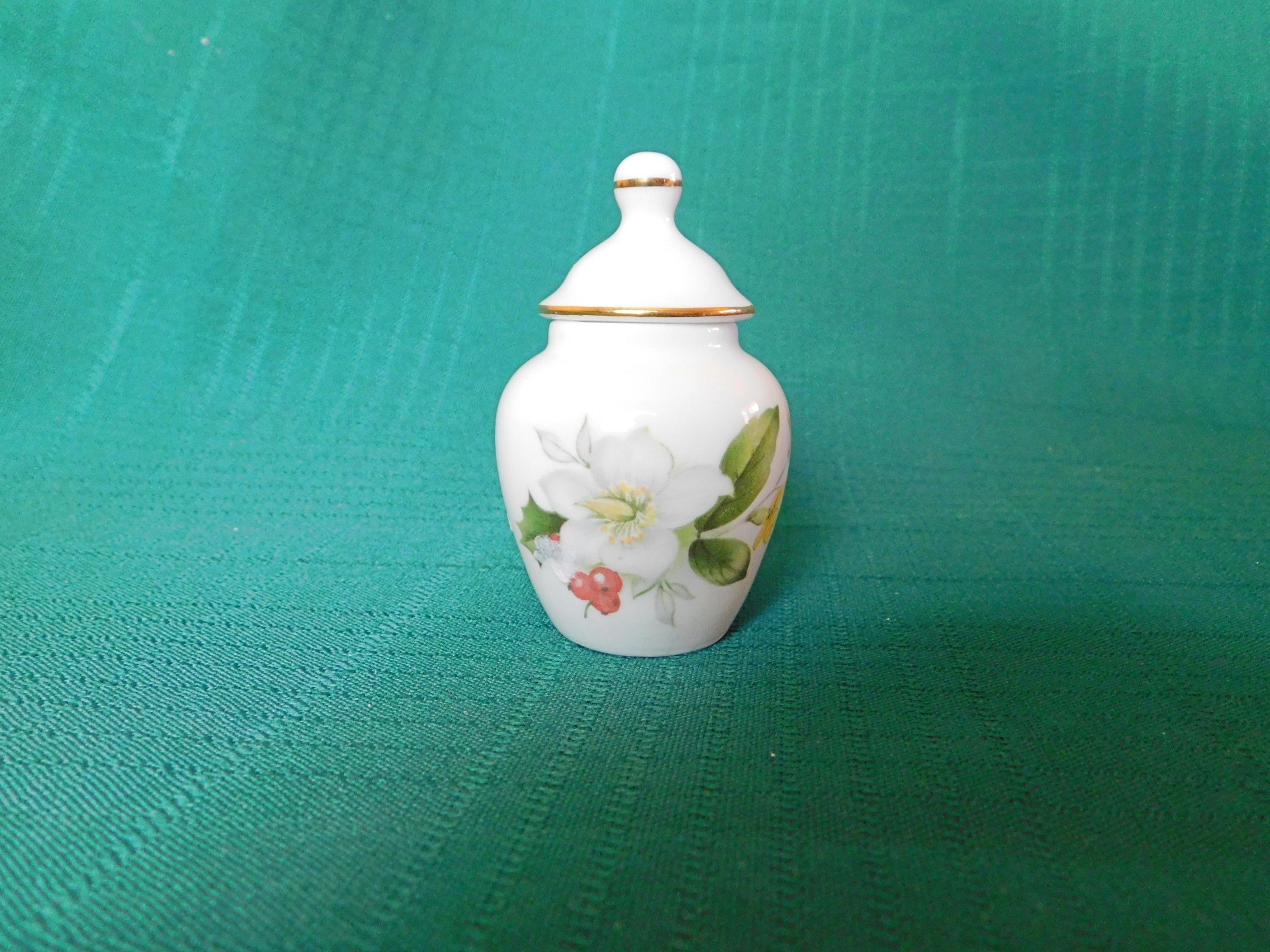 Hammersley bone china mini ginger jar mint condition rare find