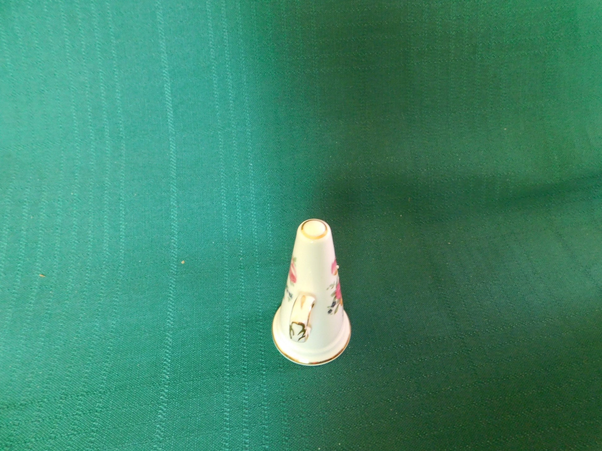 Miniature Porcelain Horn – Hand-Painted Floral Accent with Gold Trim near mint Oakley China