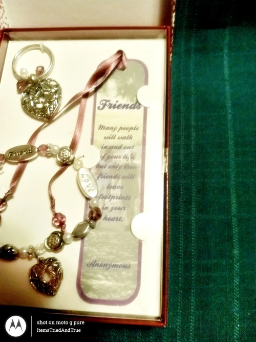 Friendship Bracelet & Keychain Gift Set