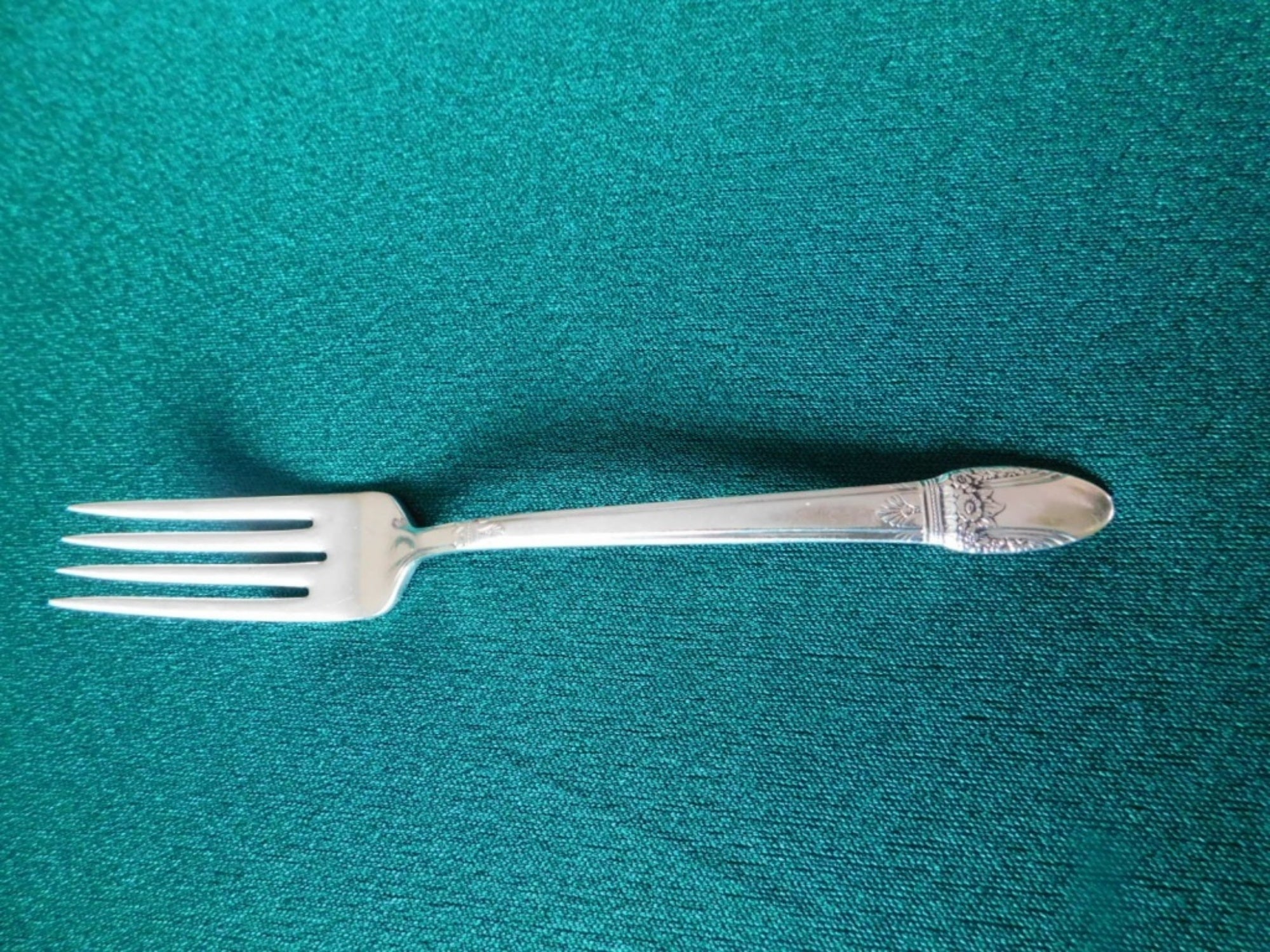 1847 Rogers Bros. First Love (1937) flatware VGU