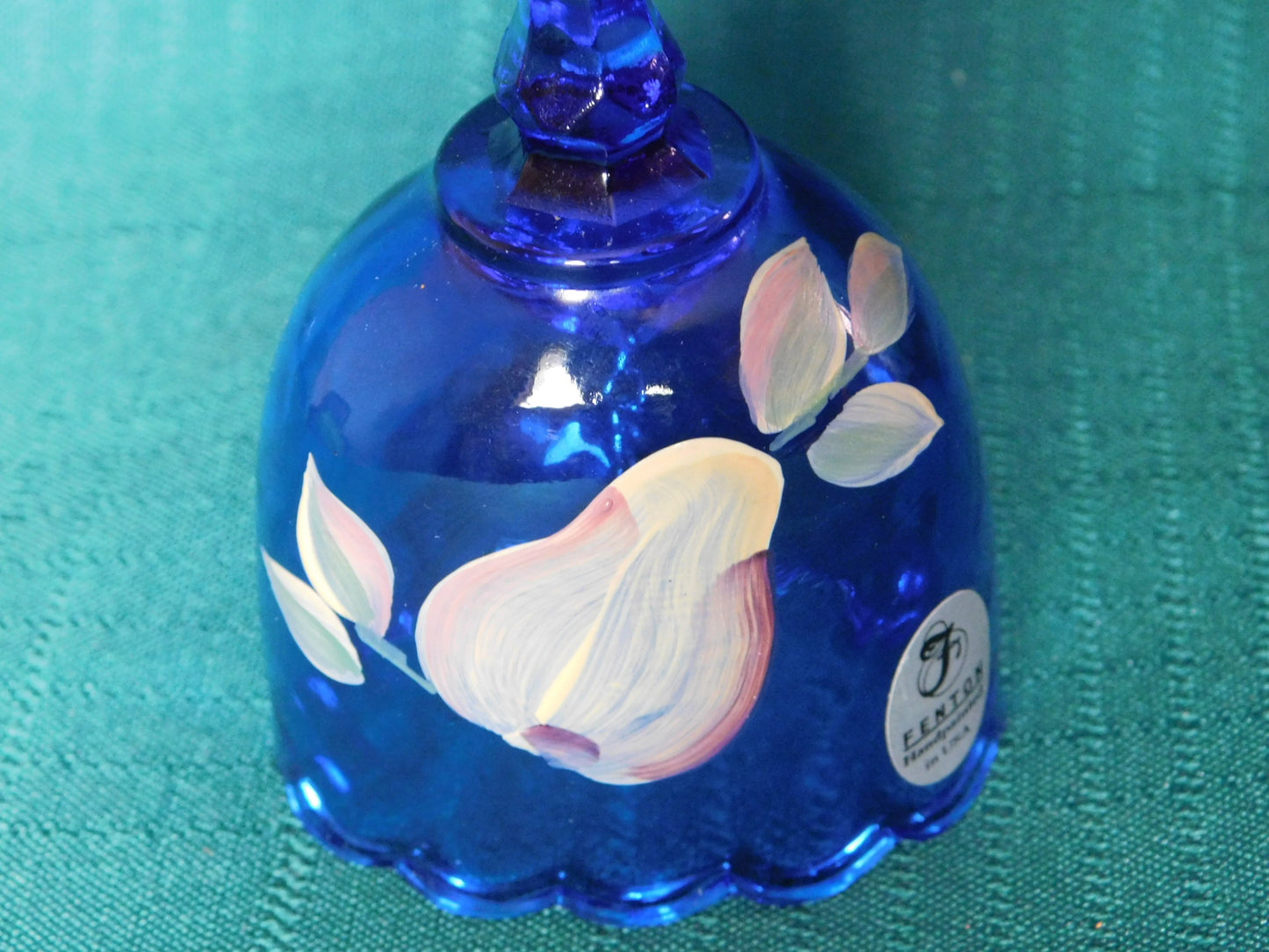 Signed Fenton glass blue bell mint condition with sticker