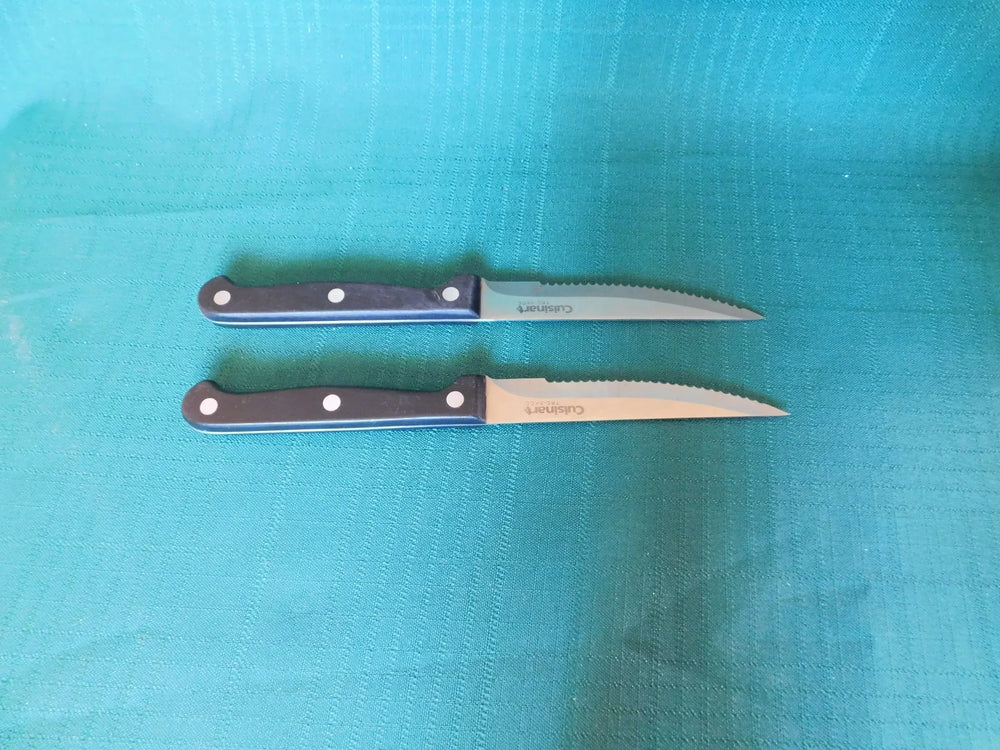Pair of Cuisinart 40831 triple rivet full shank steak knives