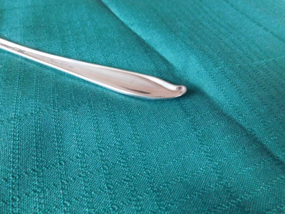 1847 Rogers Bros. Springtime (1957) Silverplate Flatware – Vintage Floral Elegance