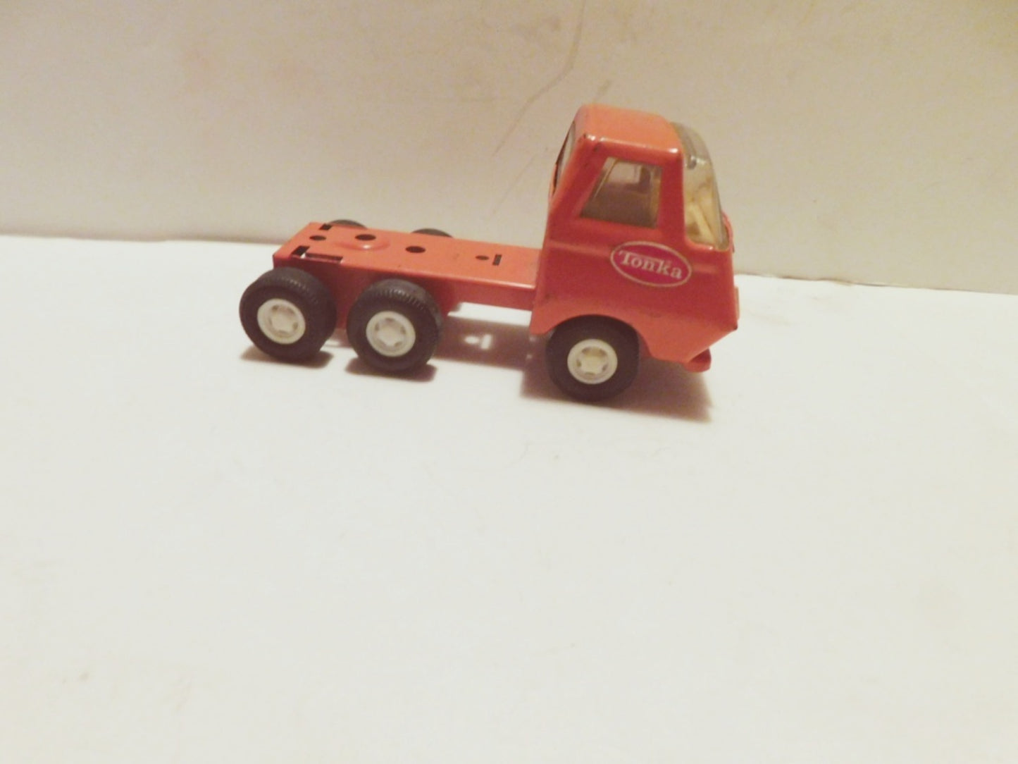 Vintage orange Tonka 55010 semi tractor truck 1970s metal VGU