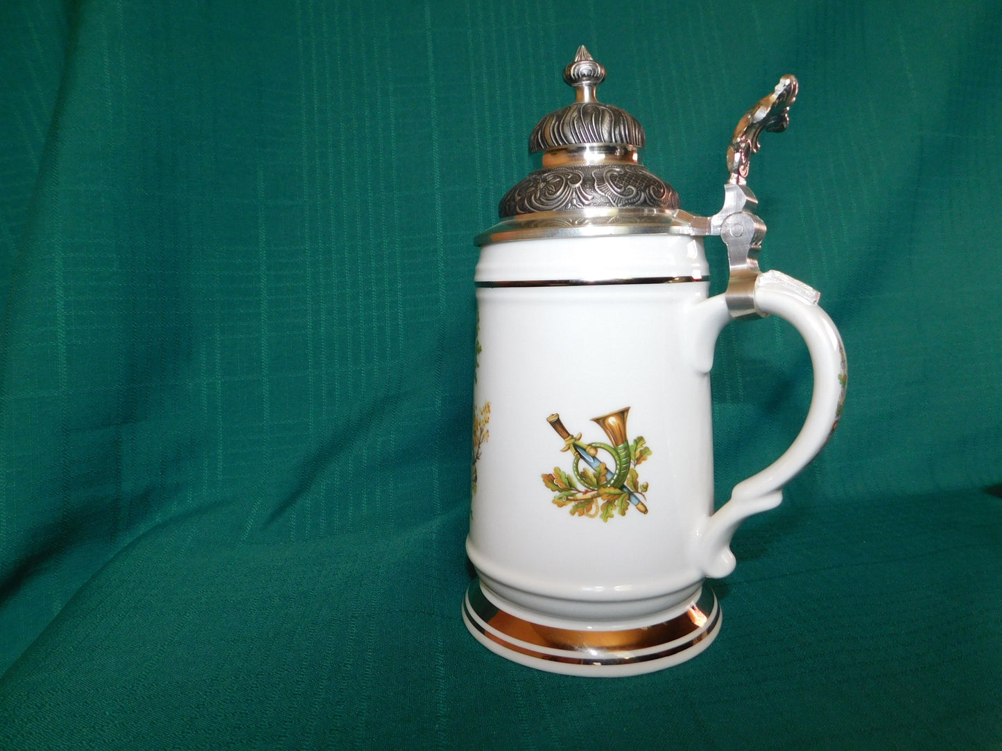 Handmade German stein with pewter lid near mint condition