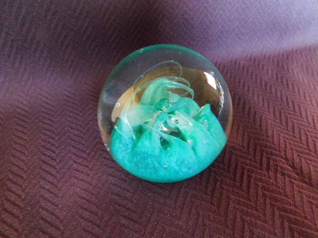Caithness Scotland Seafoam paperweight mint condition