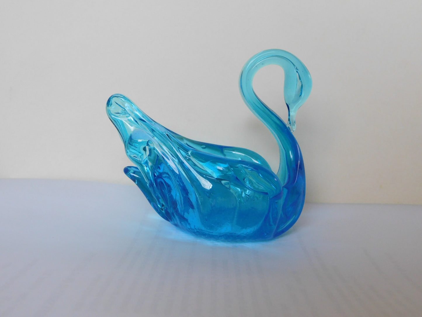 Fenton blue swan candy or trinket dish near mint condition