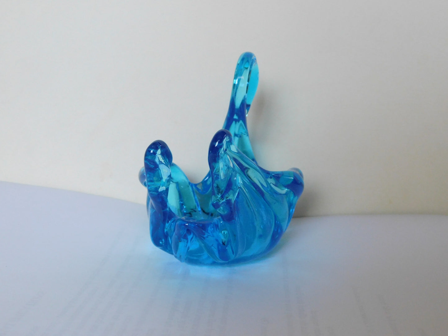 Fenton blue swan candy or trinket dish near mint condition