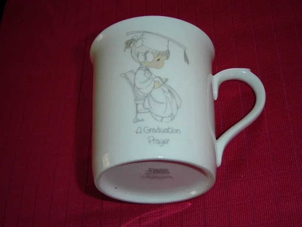 Enesco Precious Moments A Graduation Prayer mug 1985