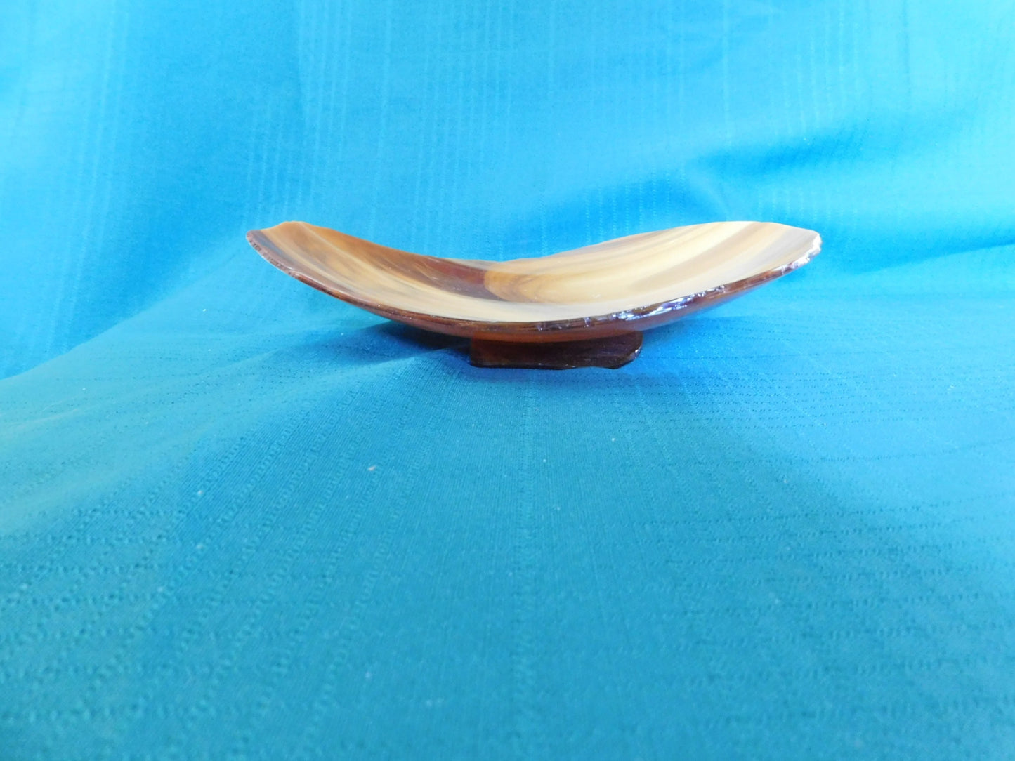 Oval marble design glass fusion dish