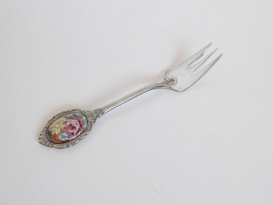 Lady Angela Japan silverplate floral cameo collector fork VGU