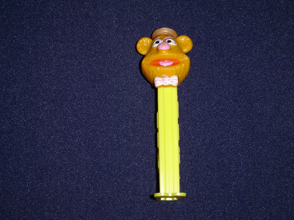 Fozzy Pez dispenser (1991) Czechoslovakia