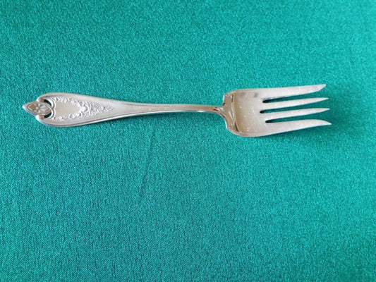 1847 Rogers Triple Old Colony (1911) Medium Solid Cold Meat Serving Fork