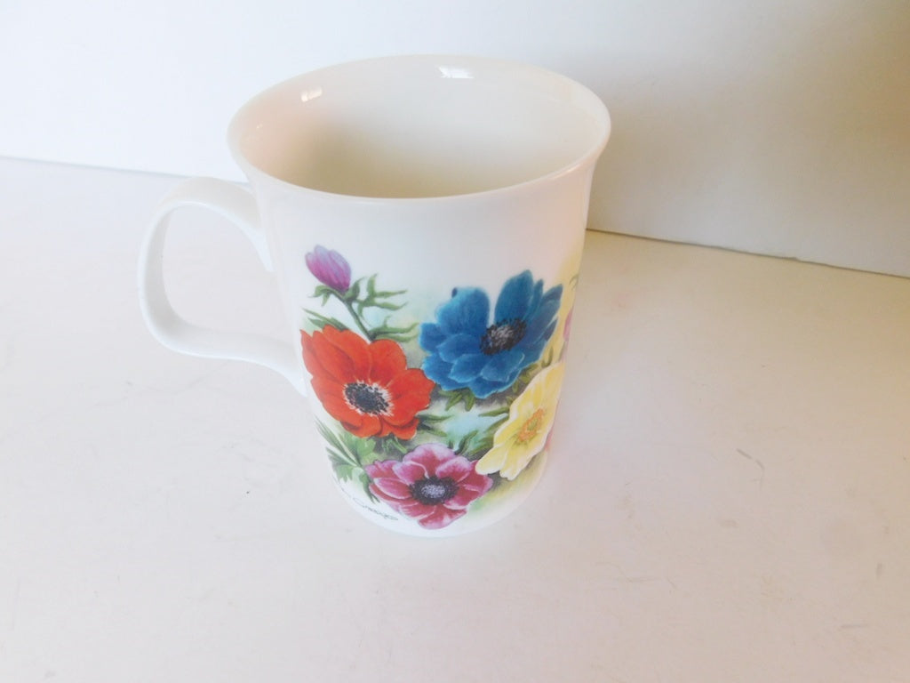 Royal Kirkham Spring Flowers (1992) mug near mint condition