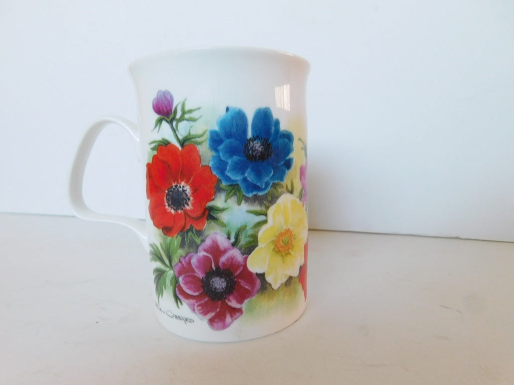 Royal Kirkham Spring Flowers (1992) mug near mint condition