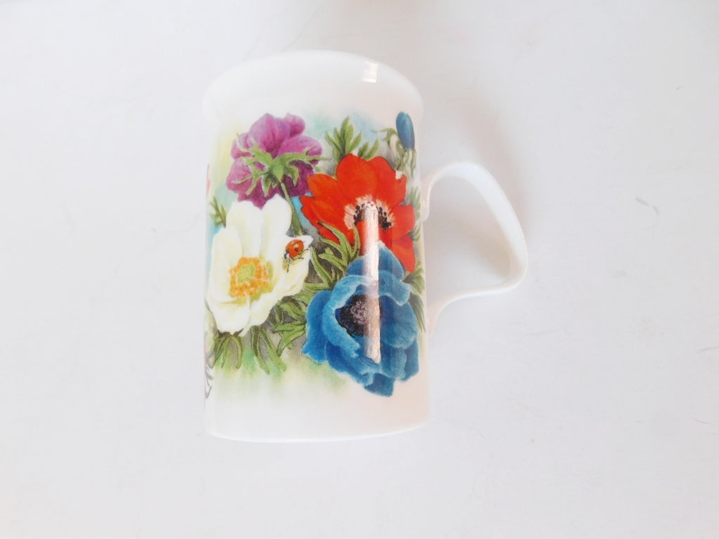 Royal Kirkham Spring Flowers (1992) mug near mint condition