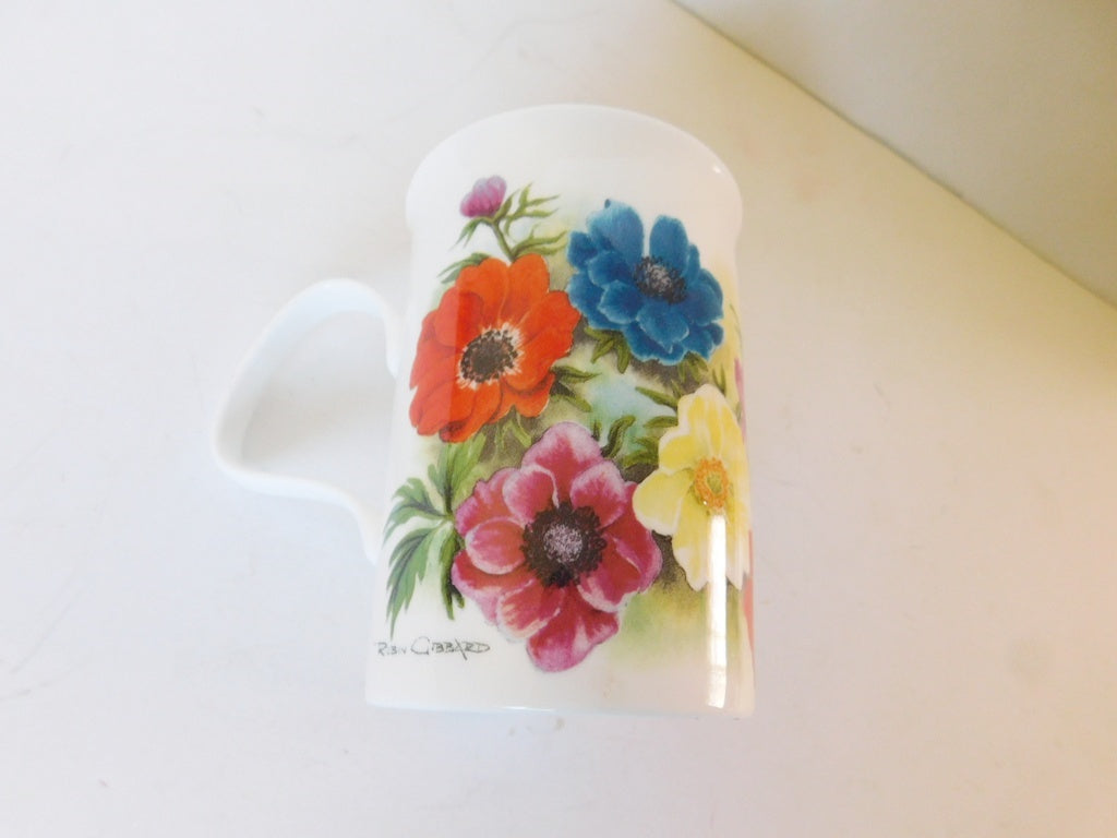 Royal Kirkham Spring Flowers (1992) mug near mint condition