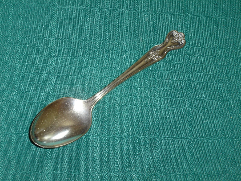 Rogers & Bro. silverplate teaspoon GUC