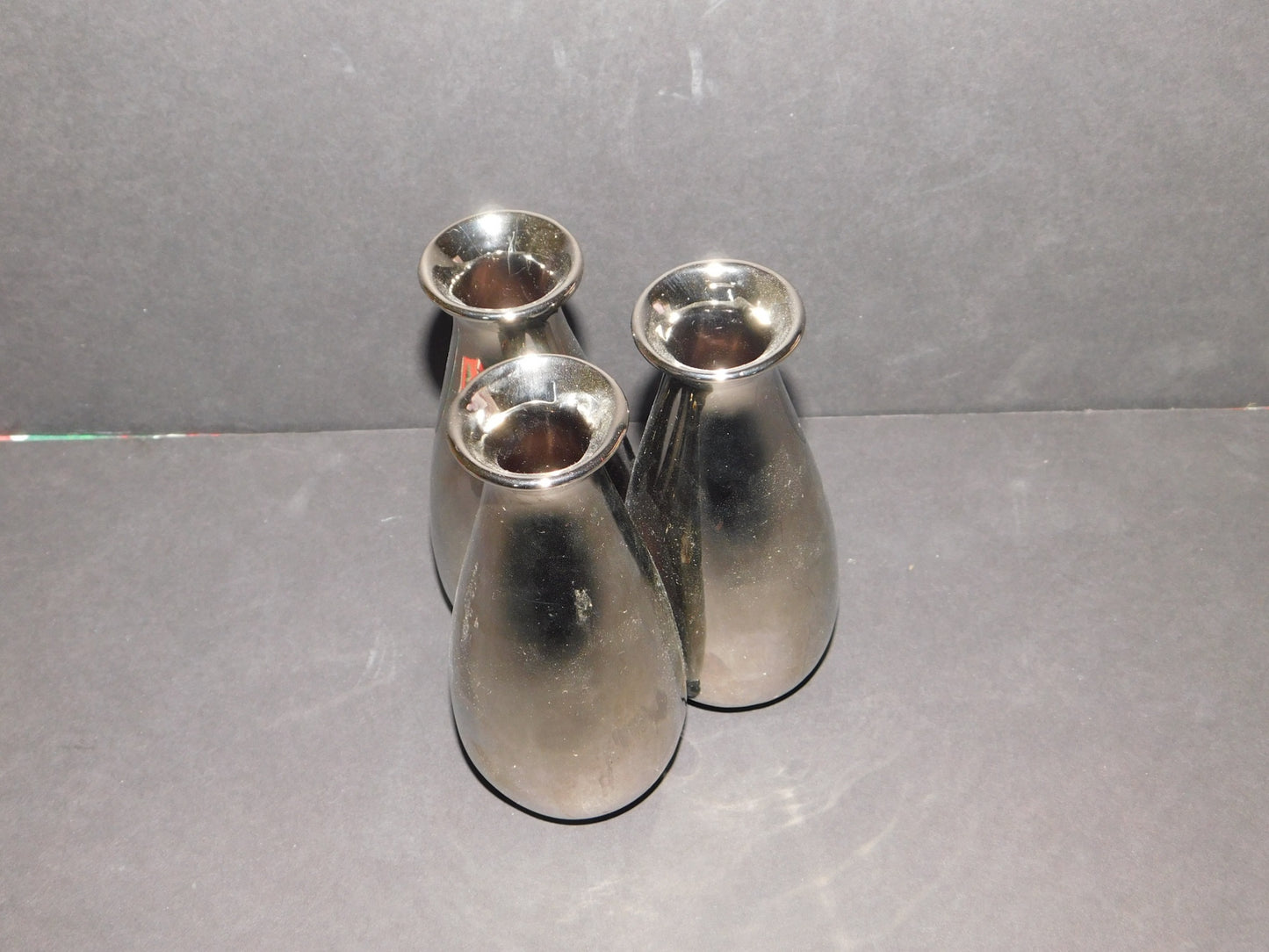 3 section chrome or stainless bud vase near mint condition