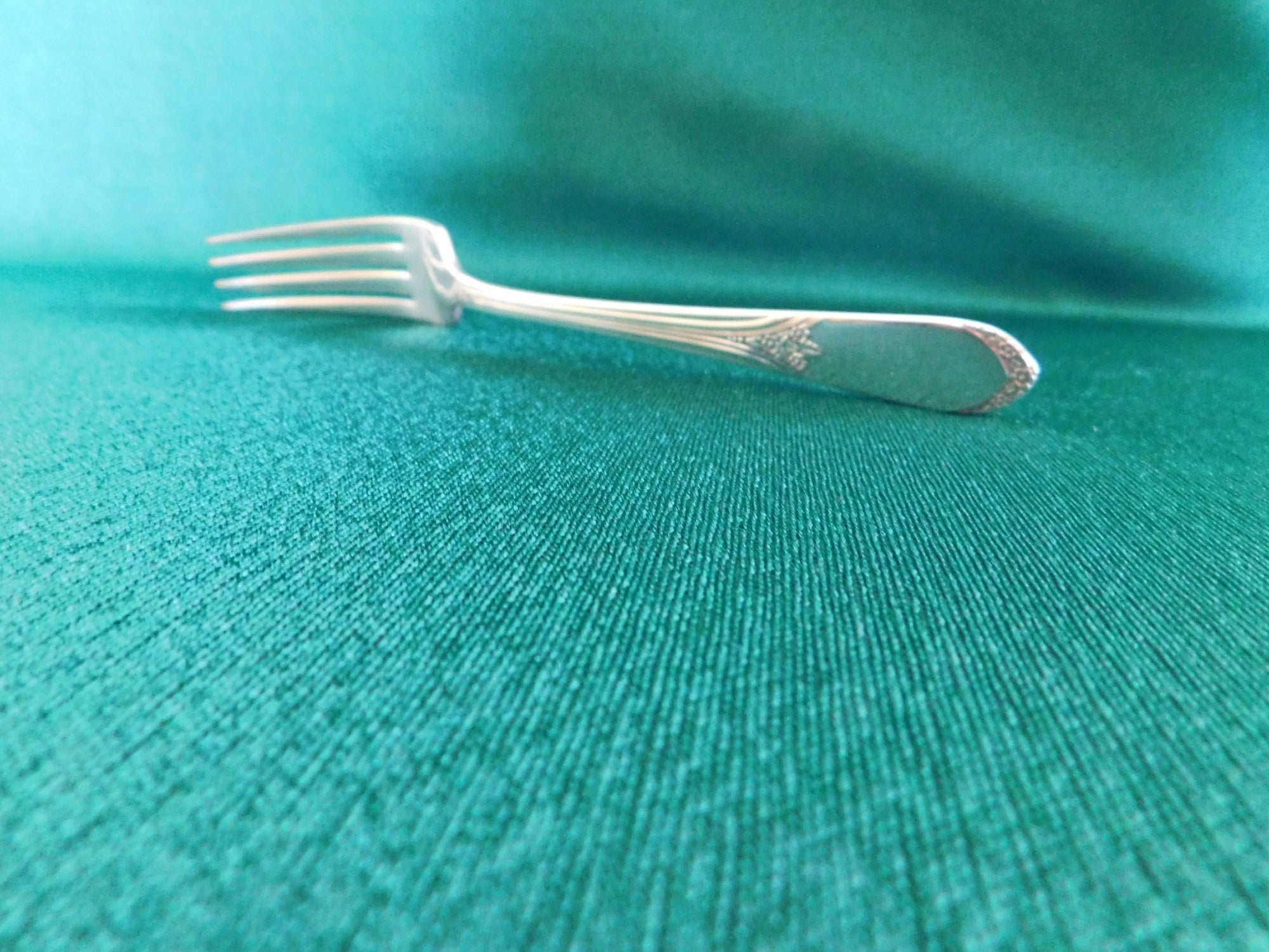 Wm. Rogers Mary Lou-Devonshire (1938) silverplate fork GUC