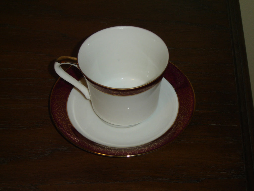 Giftcraft 40th Anniversary gold burgundy cup and saucer mint condition