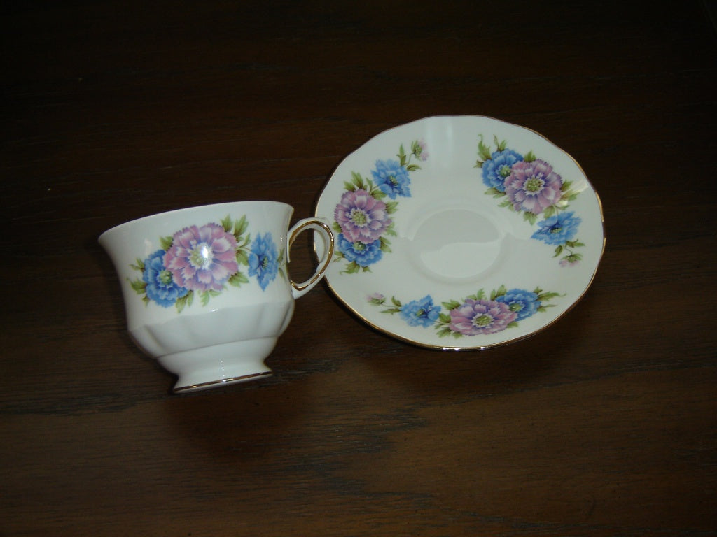 Queen Anne 8543 pink blue flowers cup and saucer mint condition - Items Tried And True