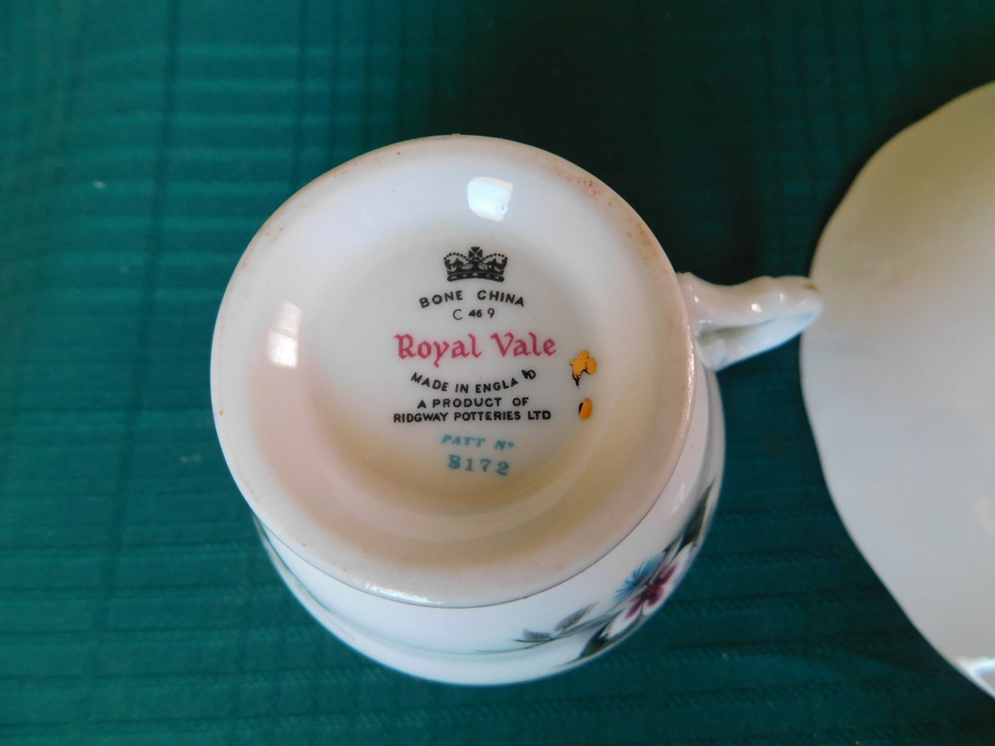 Royal Vale 8172 footed cup and saucer near mint condition