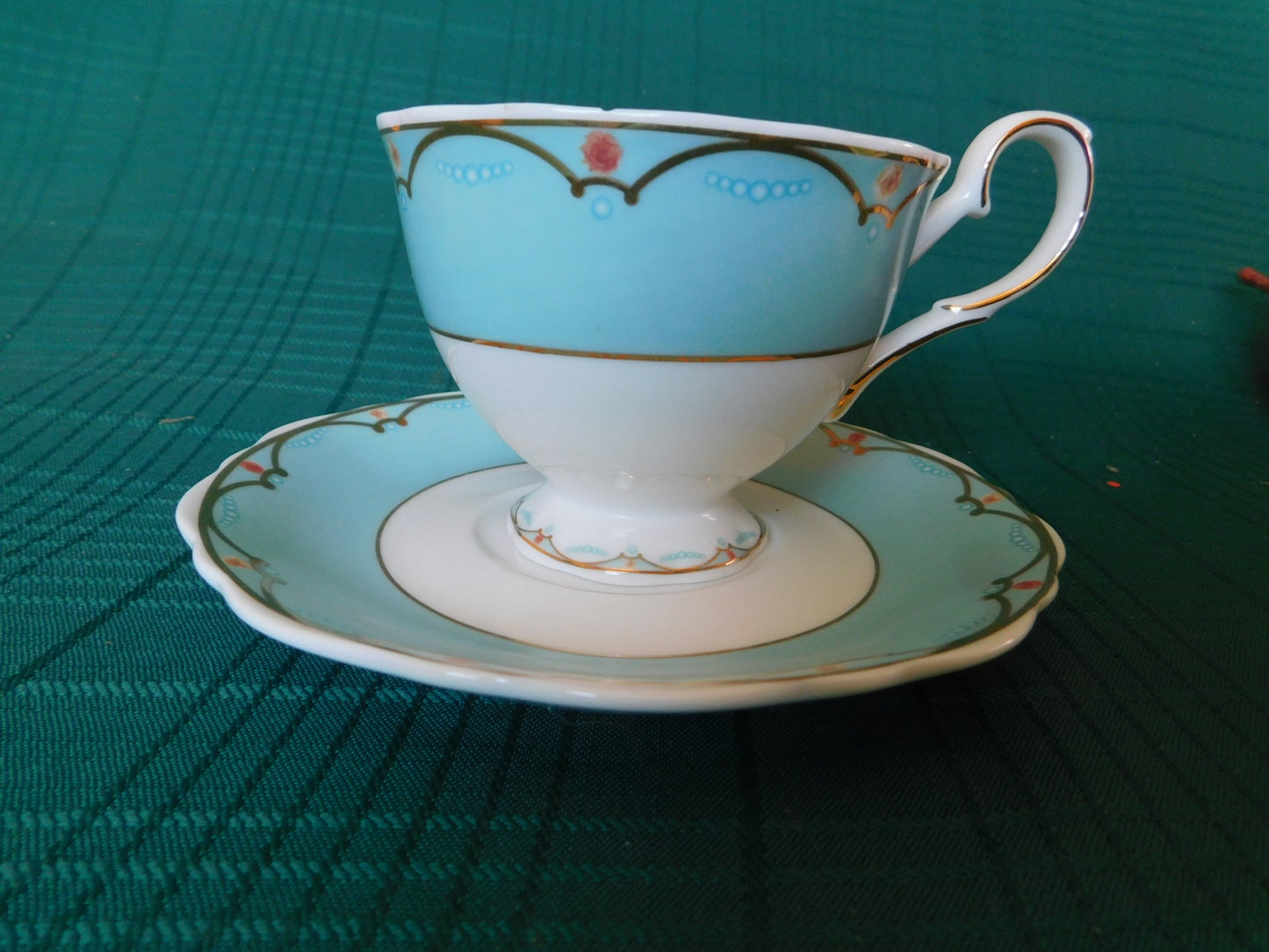 Avon Canada 2007-2008 blue band cameo girl cup and saucer