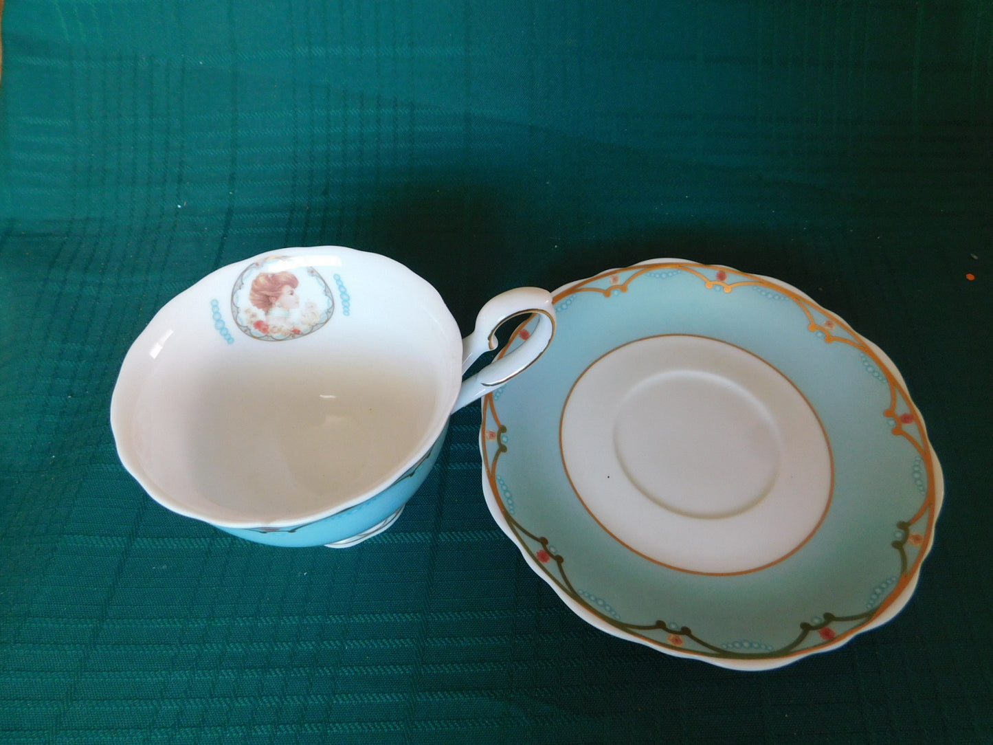 Avon Canada 2007-2008 blue band cameo girl cup and saucer