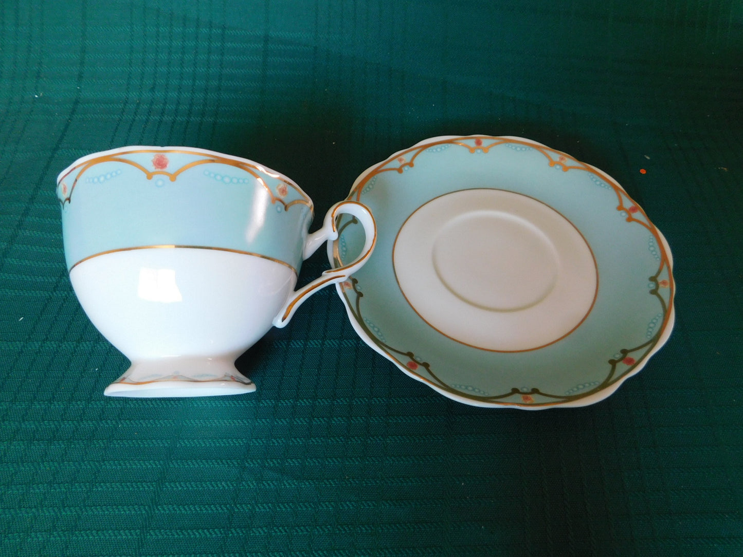 Avon Canada 2007-2008 blue band cameo girl cup and saucer