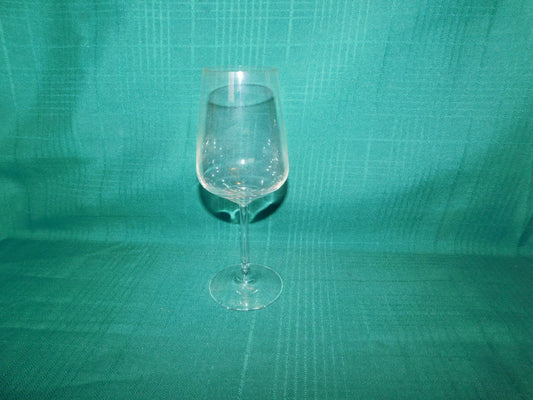Spiegelau crystal red wine clear plain stemware glass near mint condition