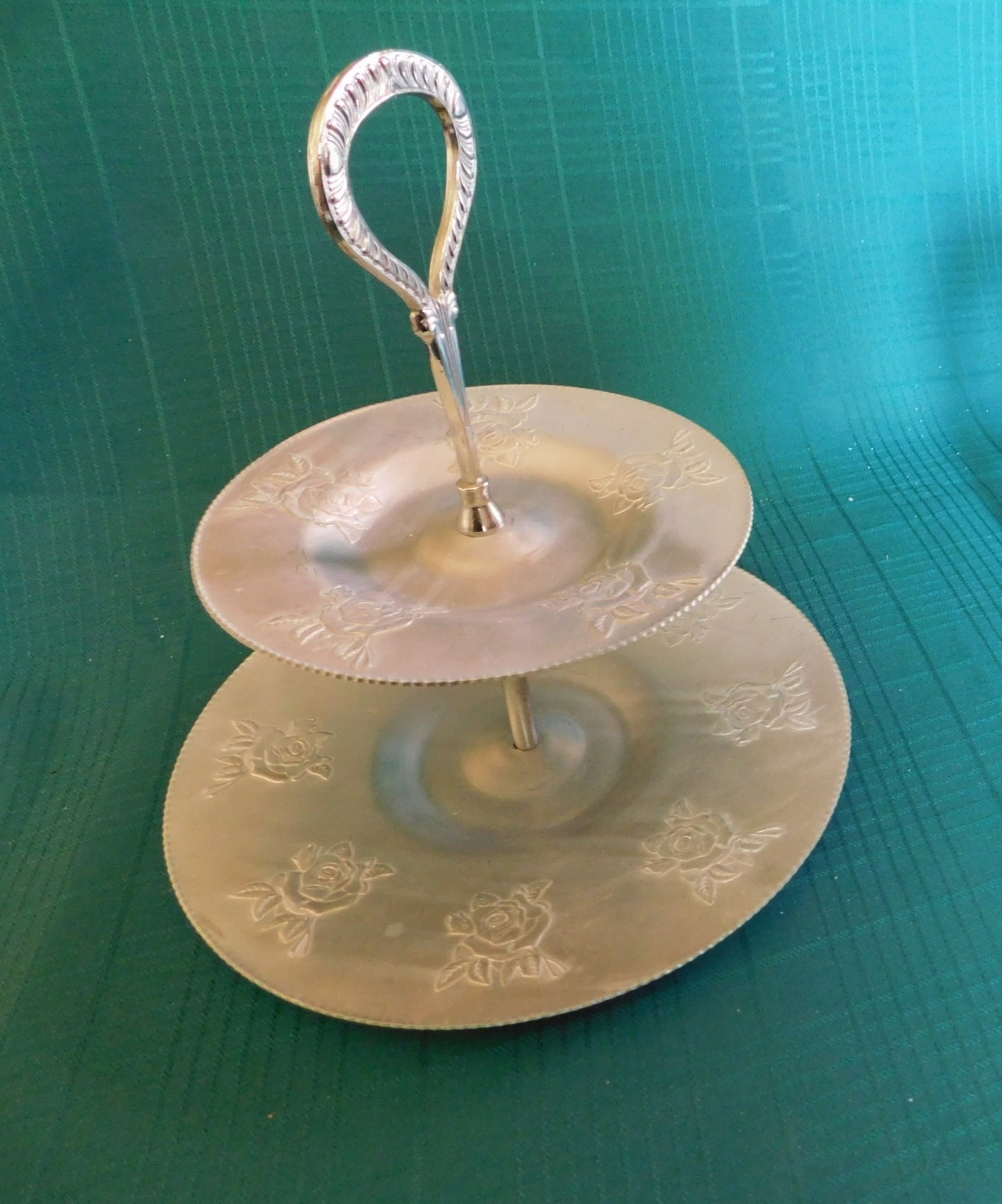 Vintage aluminum 2 tier cake stand round Rose pattern VGU