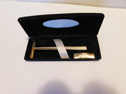 Brand new 24 kt gold plated Schick Razor handle with original case