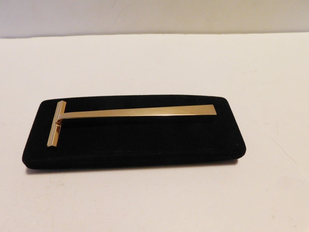 Brand new 24 kt gold plated Schick Razor handle with original case