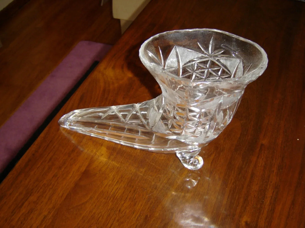 Crystal Cornucopia Centerpiece ƒ?? Vintage Clear Glass Horn of Plenty