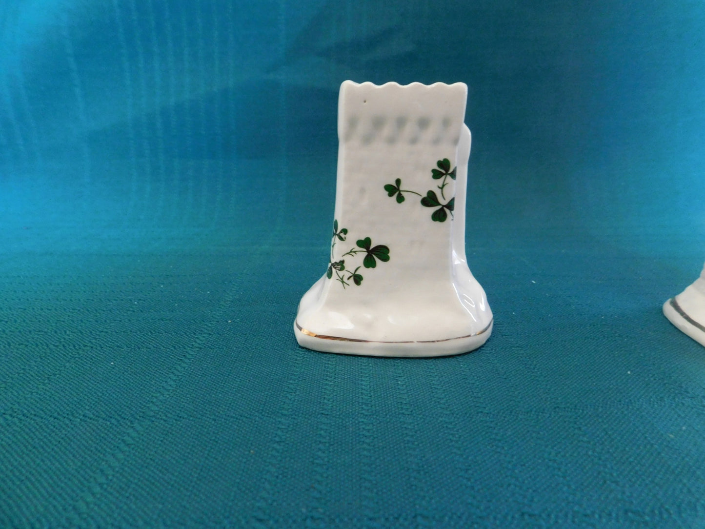 Carrigaline Shamrock figural salt and pepper set near mint condition