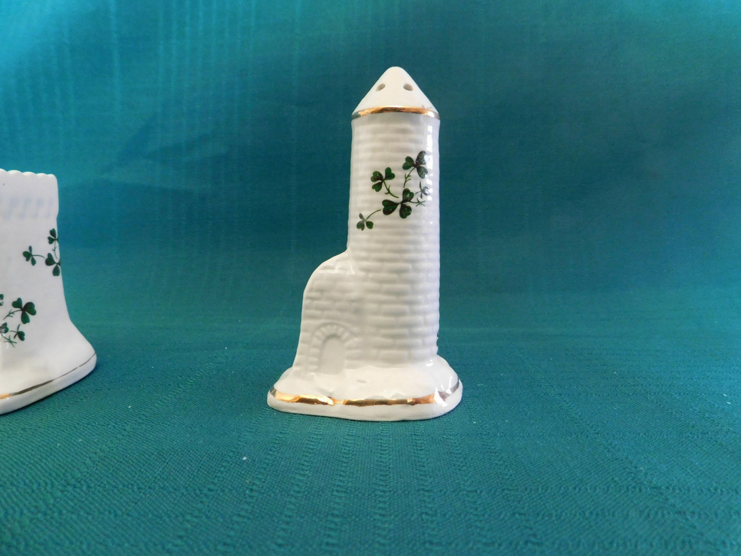 Carrigaline Shamrock figural salt and pepper set near mint condition