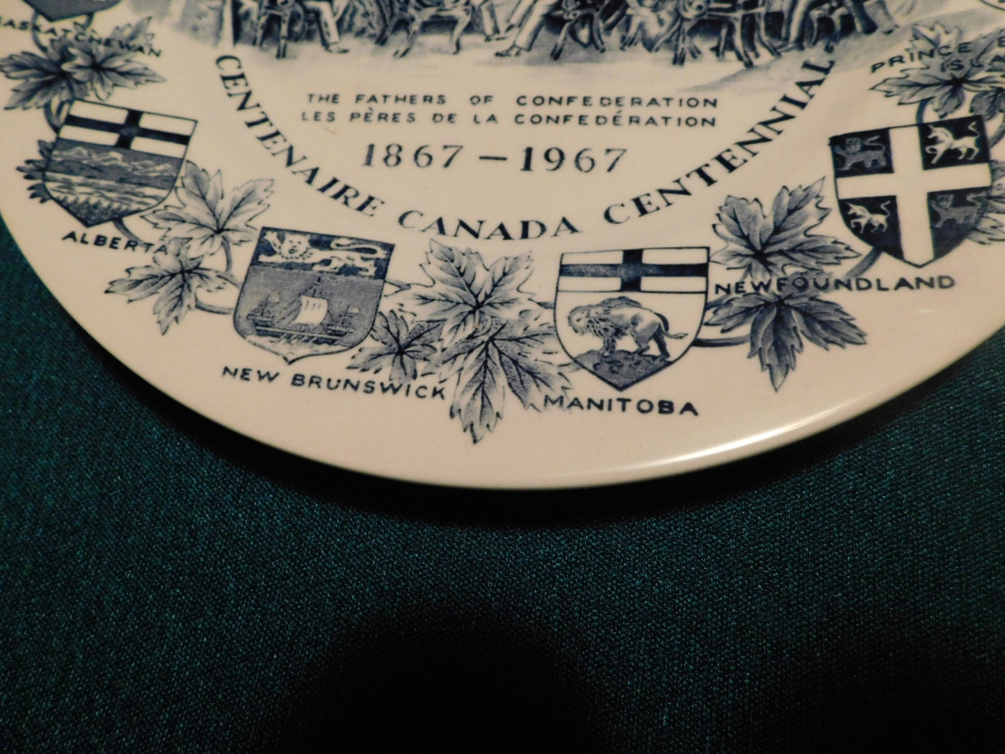 Wood and Sons Canada Centennial 10 inch plate near mint condition