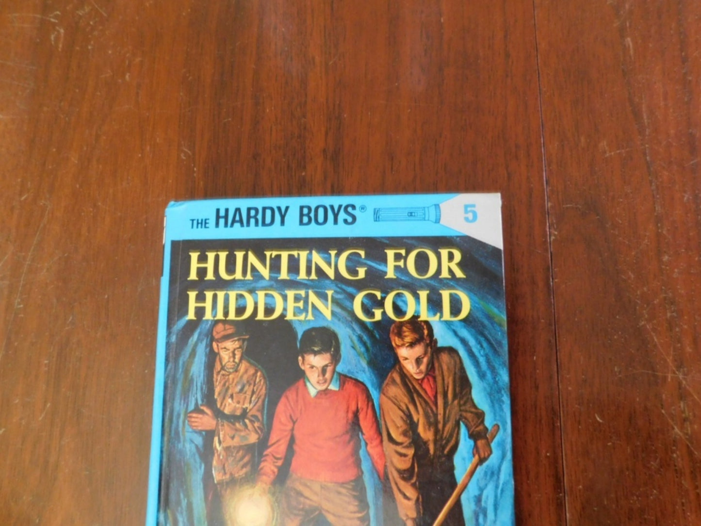 Hardy Boys hardcover book Hunting for Hidden Gold Flashlight Edition No 5 NMC