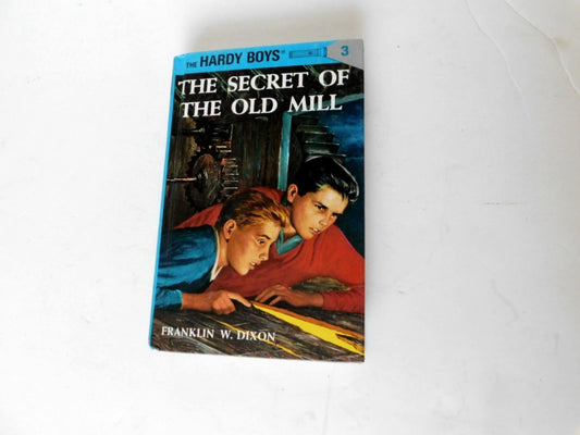Hardy Boys hardcover book Secret of Old Mill Flashlight Edition No 3 (1990) NMC