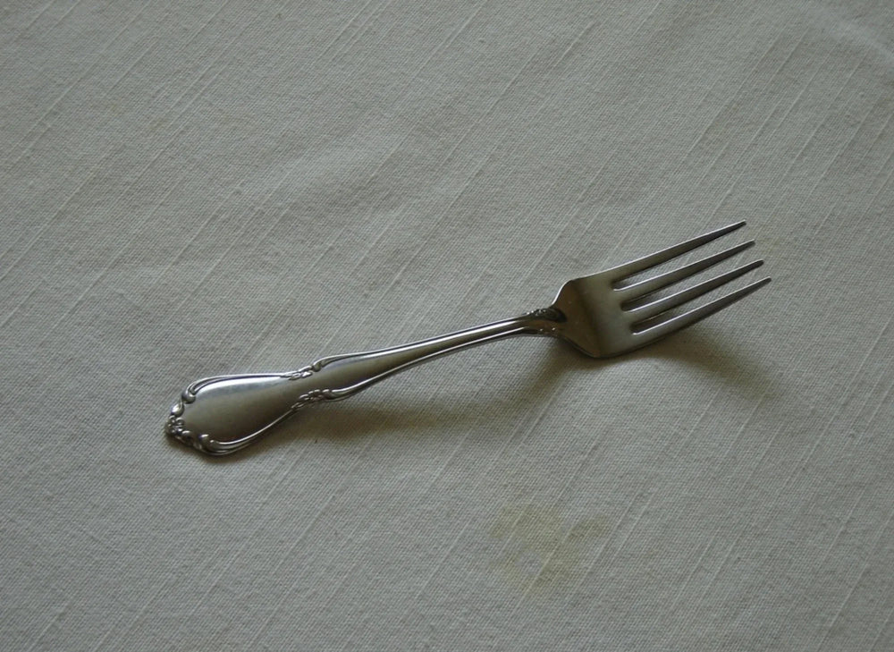 Oneidacraft Chateau (1961) stainless steel youth fork