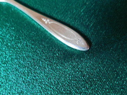 Community Plate Adam (1917) flat handle butter spreader VGU