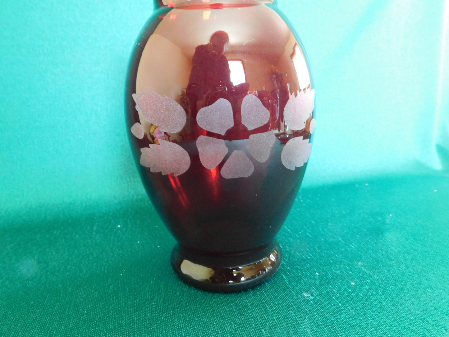 Ruby vase etched flower smooth VGU