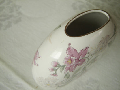 Otagiri Prima pink flower 4 inch vase - Items Tried And True