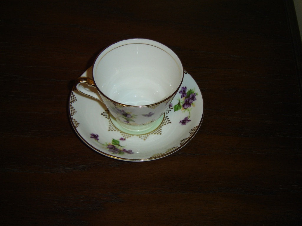 Thomas Forester Phoenix 485 purple Violet cup and saucer near mint - Items Tried And True