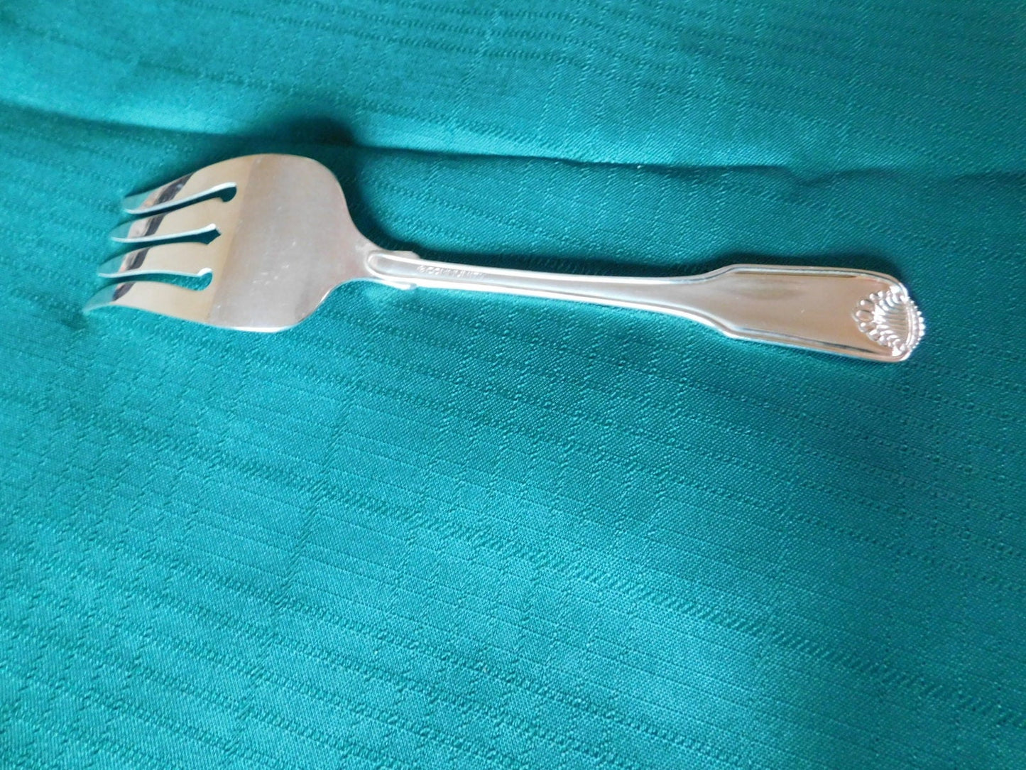 Community Silver Shell (1978) cold meat fork VGU - Items Tried And True